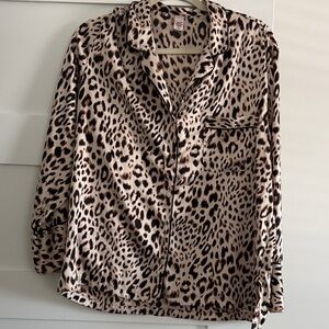 Victoria Secret Leopard Print pajama set